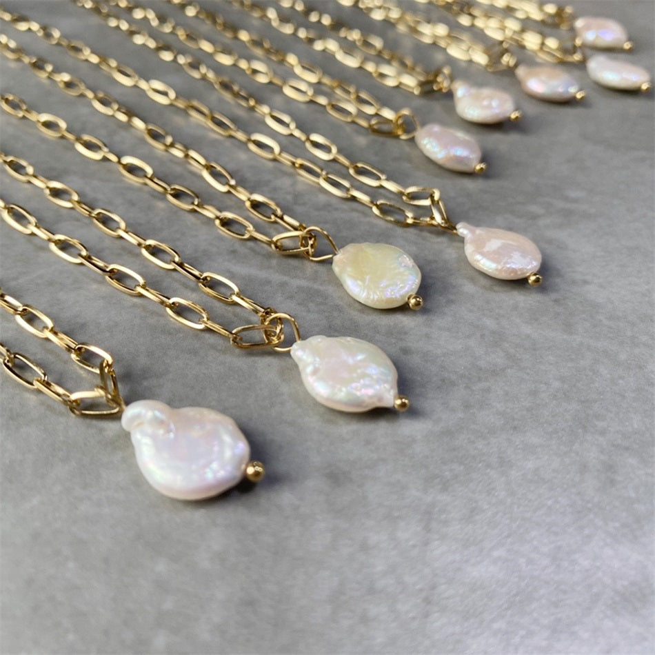 PURE PEARL ROYAL NECKLACE
