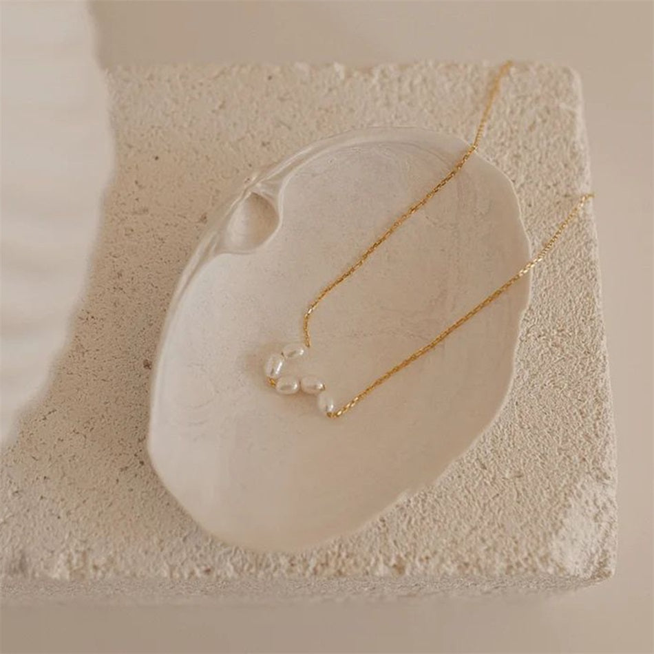 PURE PEARL FIVE PEARLS NECKLACE