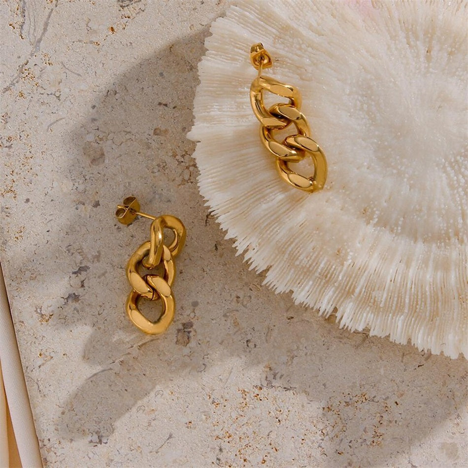 DROP EARRINGS