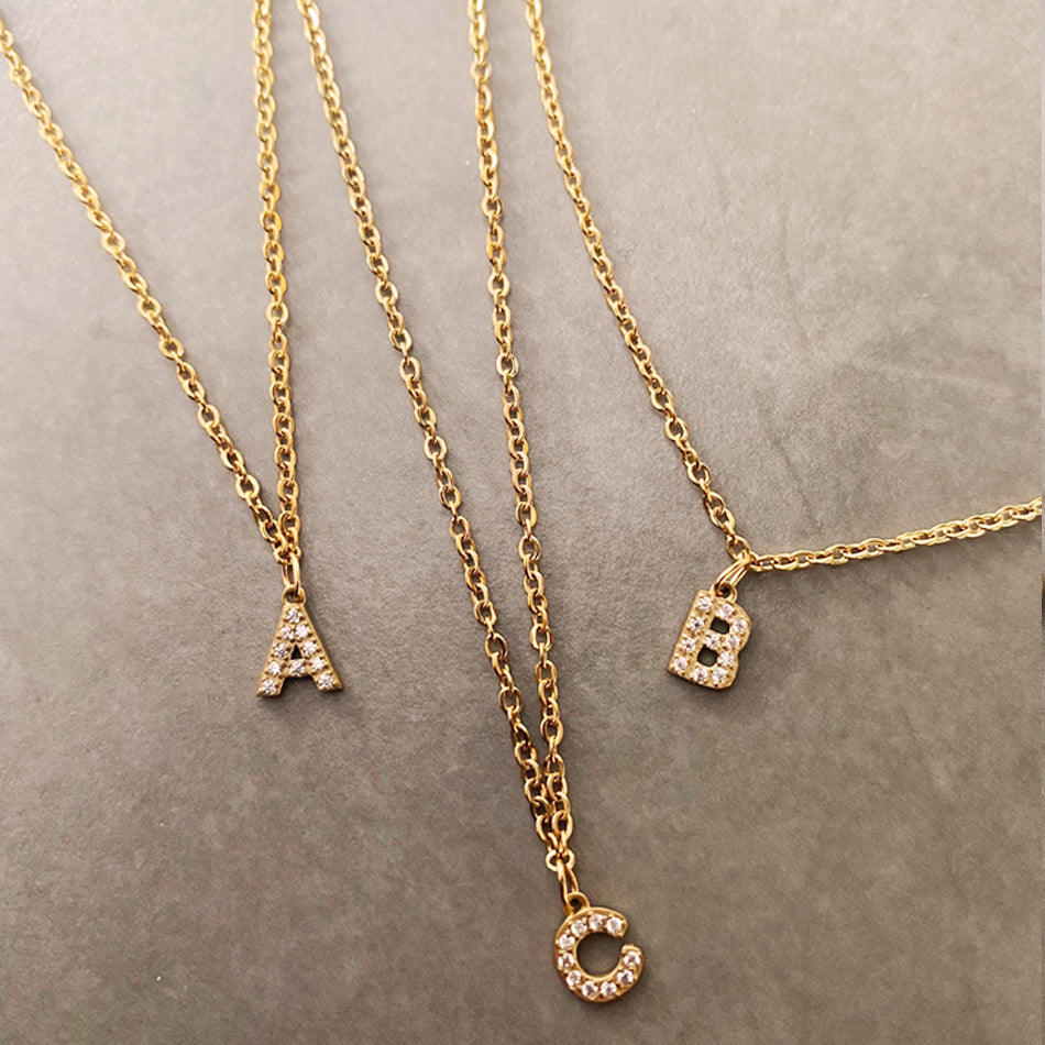 ZIRCONIA NAME NECKLACE