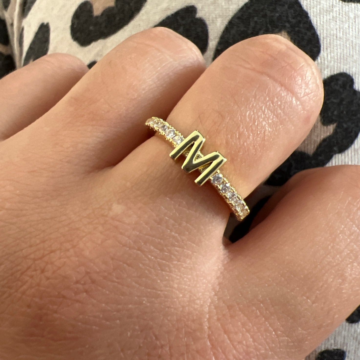 Initial Zirkonia Ring