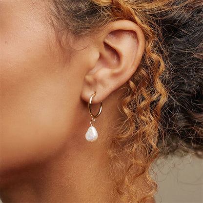 PURE PEARL RAIN EARRINGS
