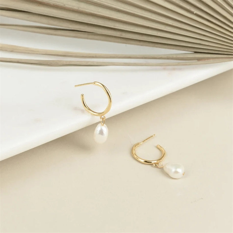 PURE PEARL RAIN EARRINGS