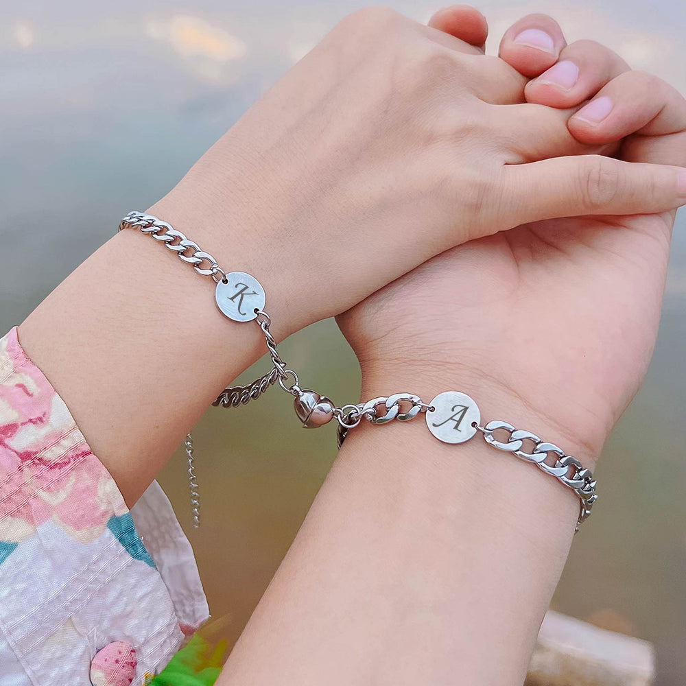 Partnerarmbänder Cuban mit Herz-Magnet