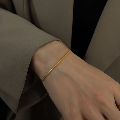 CLASSY BRACELET