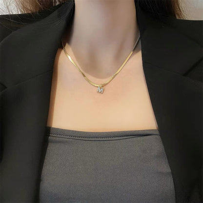 INITIAL SNAKE CHAIN