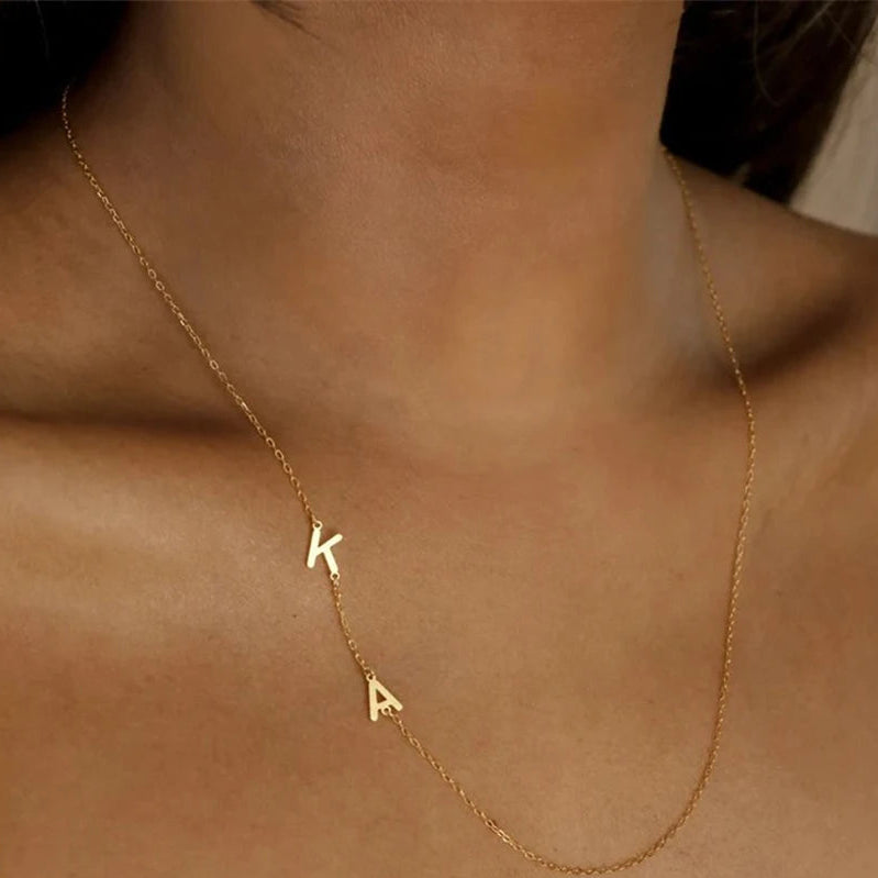 Zweier Vertikale Buchstaben Kette (Personalisiert)