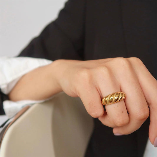 Croissant Ring