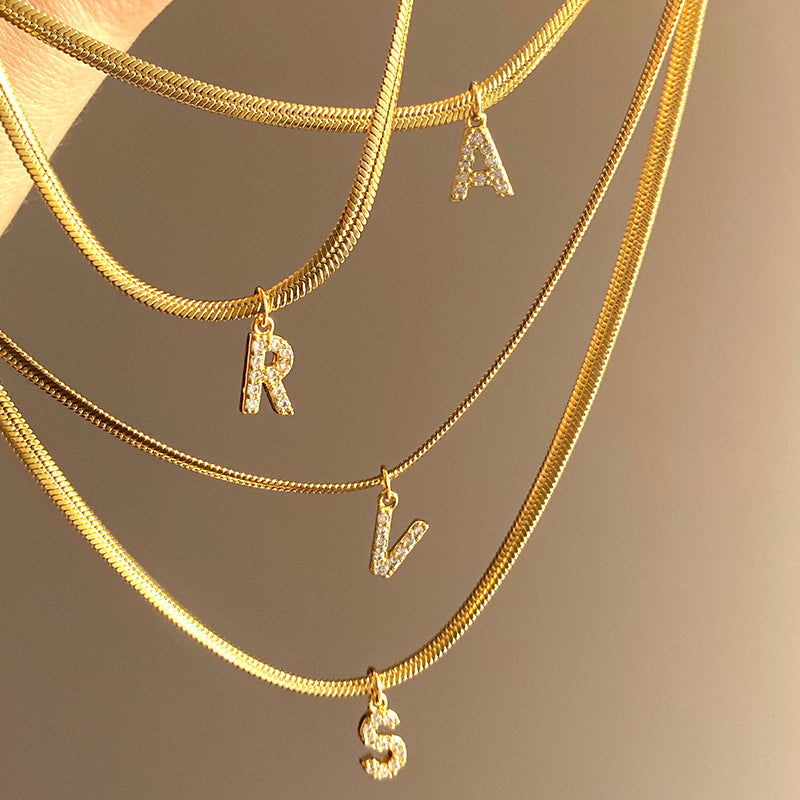 INITIAL SNAKE CHAIN