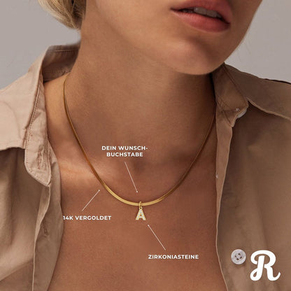 INITIAL SNAKE CHAIN