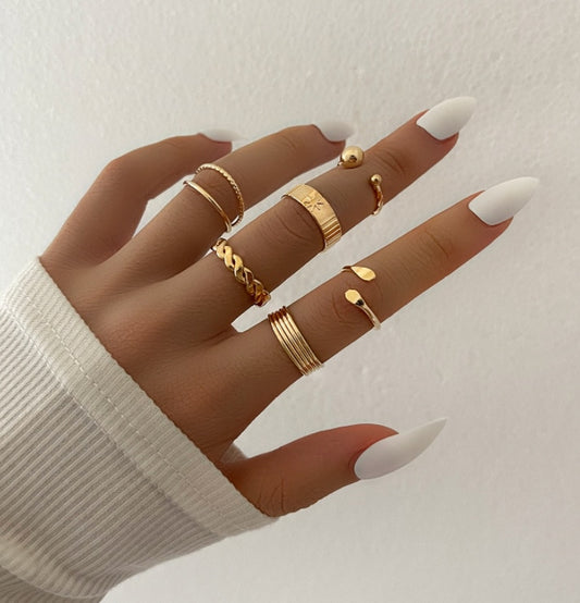 Delysia Ring Set
